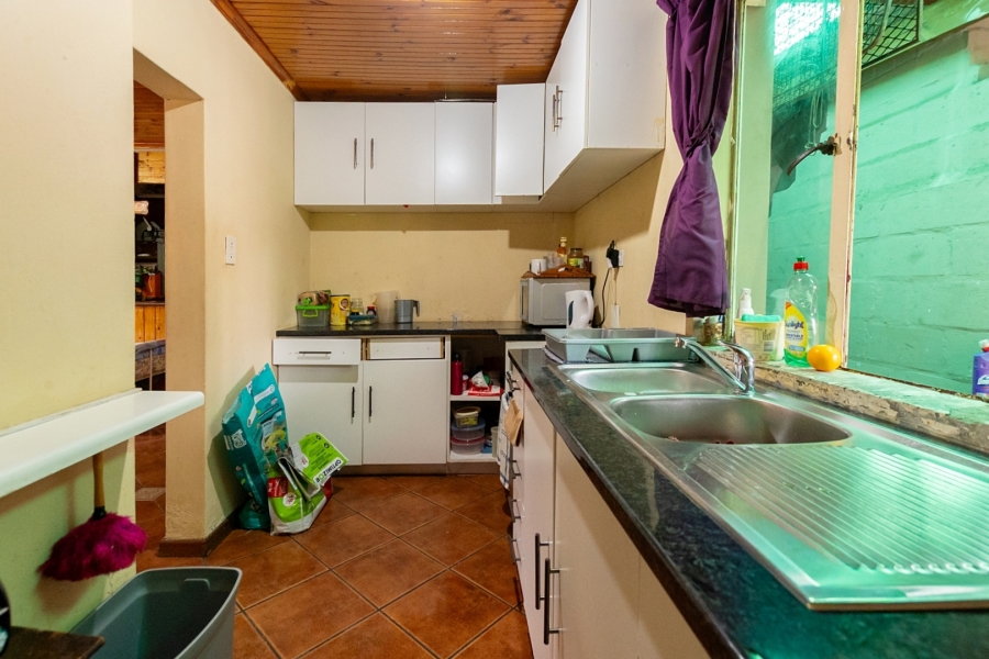 6 Bedroom Property for Sale in Laaiplek Western Cape